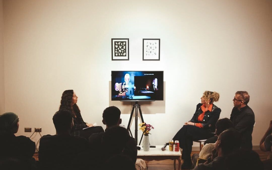 Programa de charlas ALGA PRO – Tatiana Emden y Rodrigo Aguila / Desafíos del nuevo contexto digital